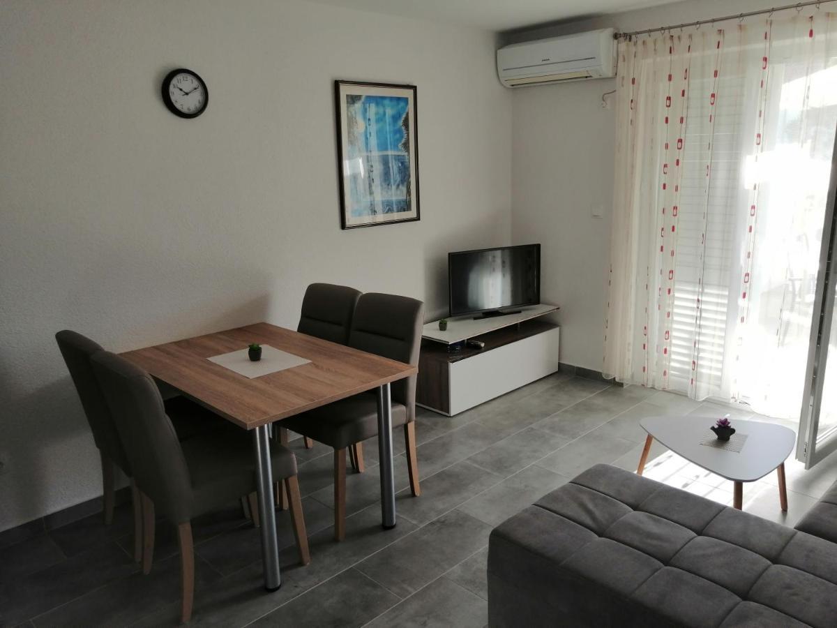 Apartmani Grabovcic Punat Eksteriør bilde